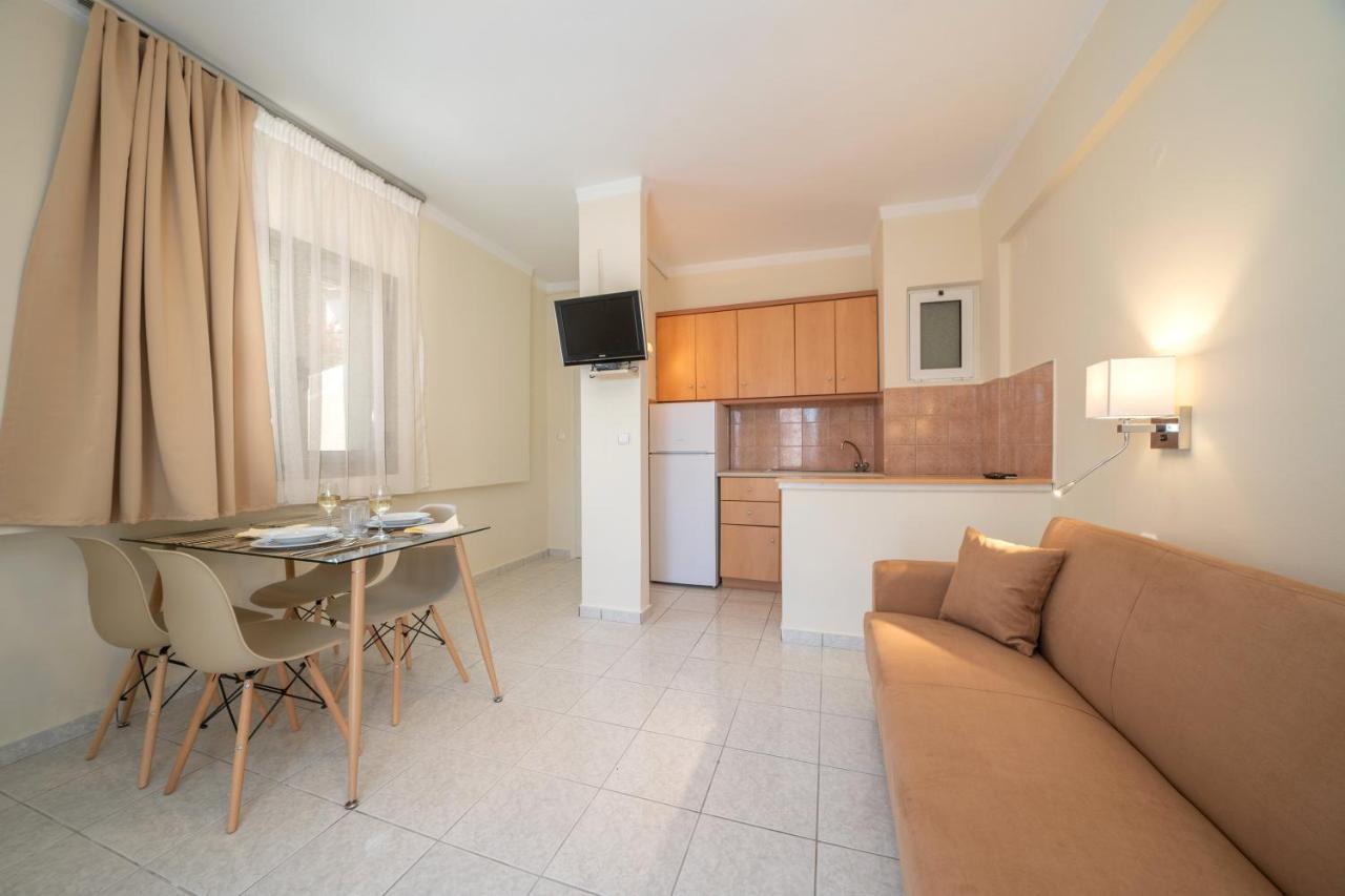 Makis Village-Apartments Agia Efimia Екстериор снимка
