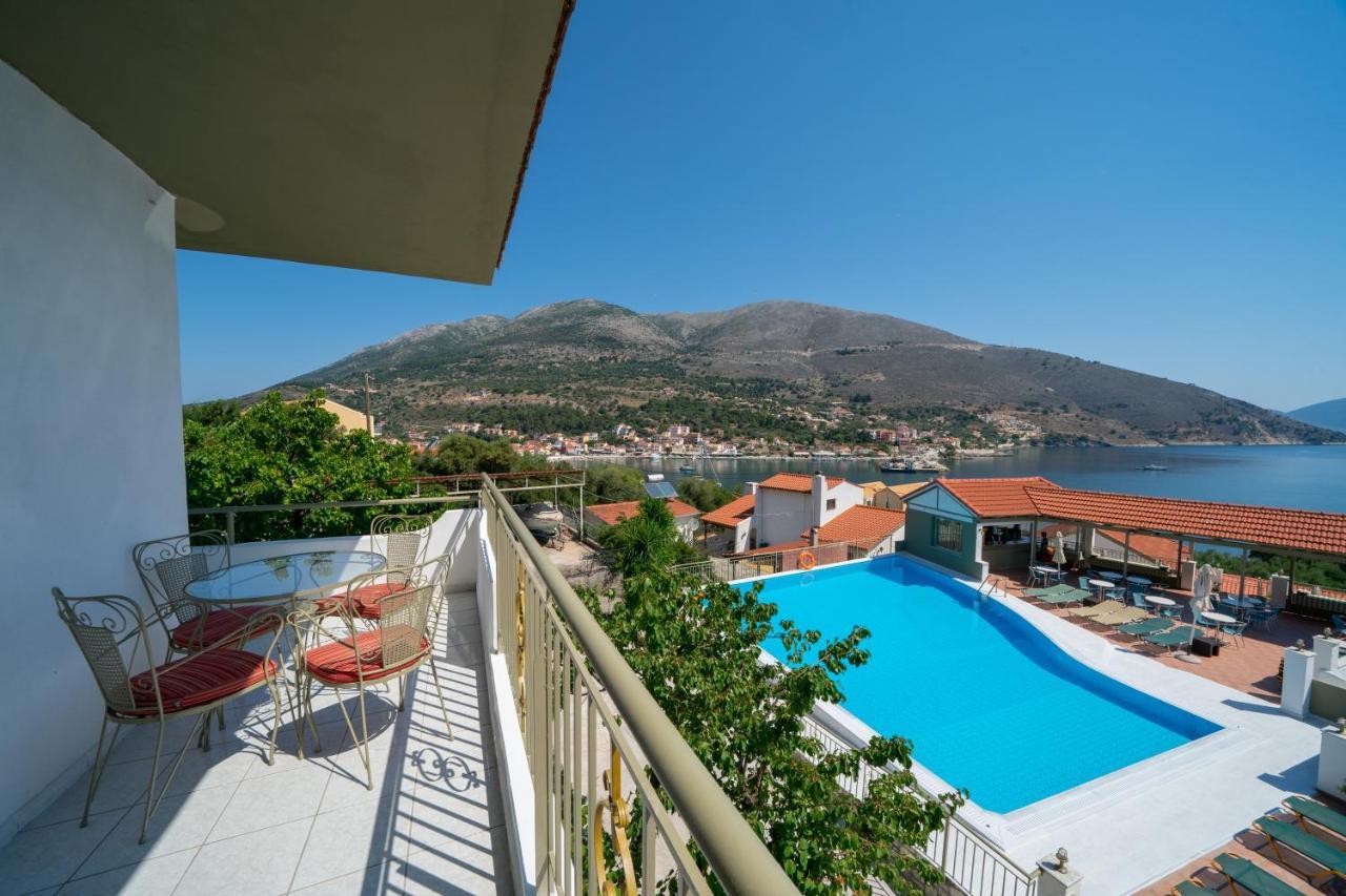Makis Village-Apartments Agia Efimia Екстериор снимка